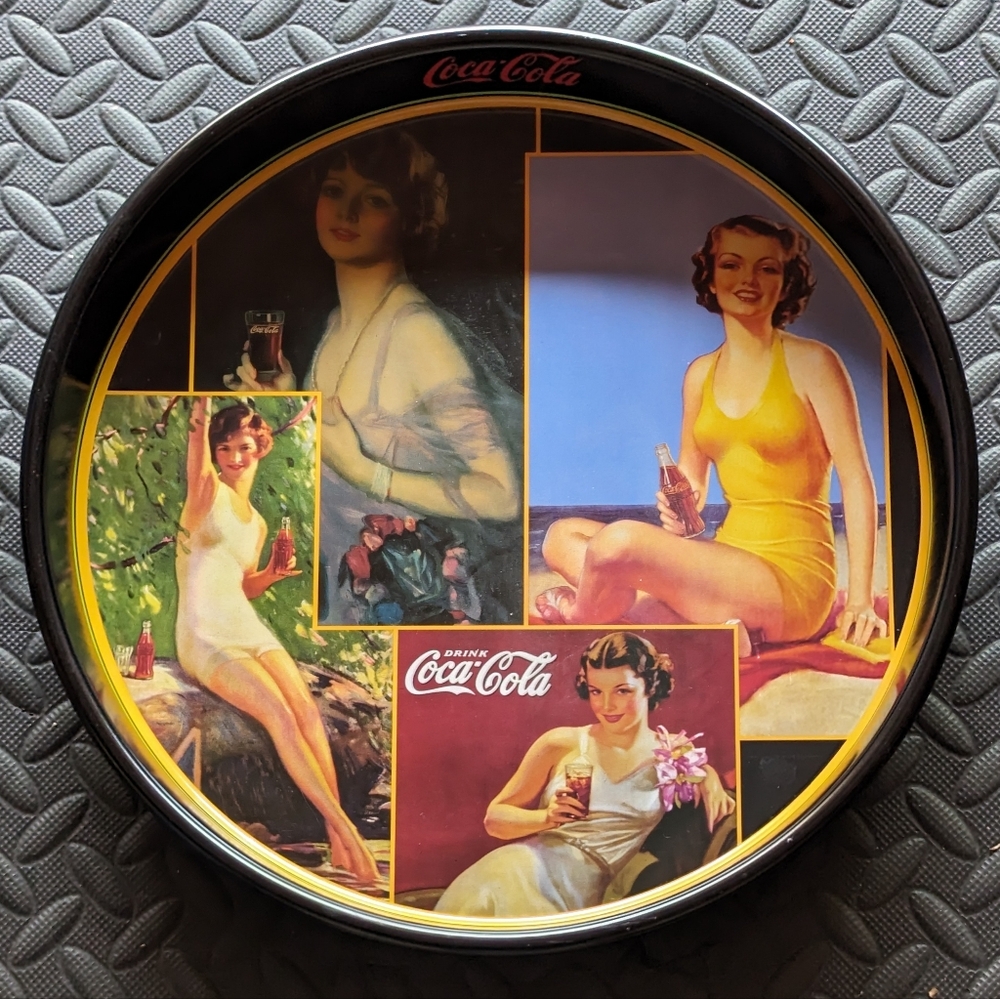 Coca-Cola Vintage 1985 Decorative Tray